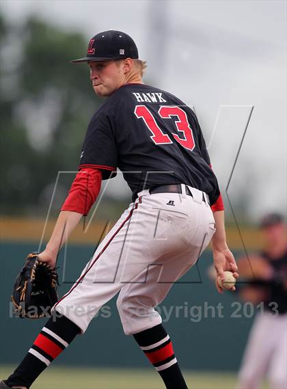 Thumbnail 3 in Liberty vs. Mansfield Legacy (UIL 4A Region 2 Semifinals) photogallery.