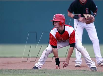 Thumbnail 3 in Liberty vs. Mansfield Legacy (UIL 4A Region 2 Semifinals) photogallery.