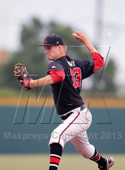 Thumbnail 1 in Liberty vs. Mansfield Legacy (UIL 4A Region 2 Semifinals) photogallery.