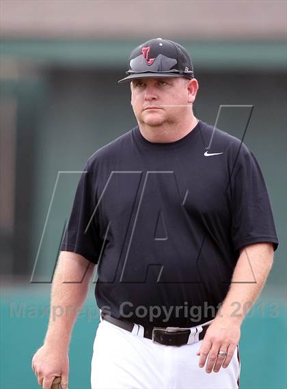 Thumbnail 3 in Liberty vs. Mansfield Legacy (UIL 4A Region 2 Semifinals) photogallery.