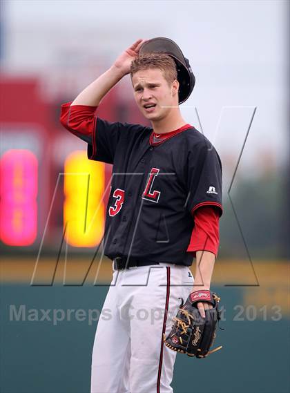 Thumbnail 1 in Liberty vs. Mansfield Legacy (UIL 4A Region 2 Semifinals) photogallery.