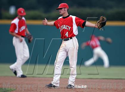 Thumbnail 2 in Liberty vs. Mansfield Legacy (UIL 4A Region 2 Semifinals) photogallery.