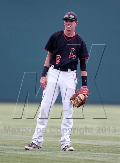 Thumbnail 1 in Liberty vs. Mansfield Legacy (UIL 4A Region 2 Semifinals) photogallery.