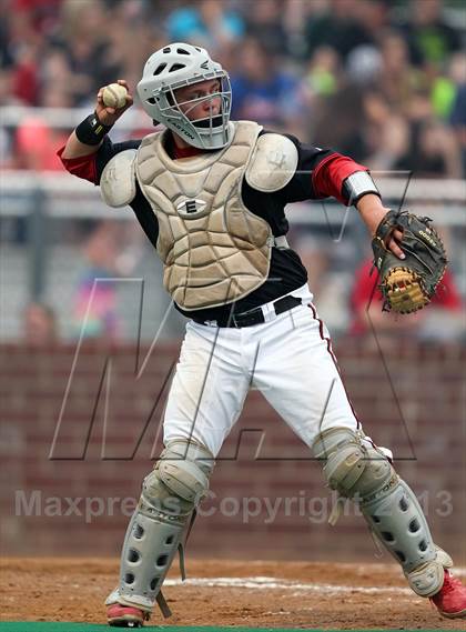 Thumbnail 2 in Liberty vs. Mansfield Legacy (UIL 4A Region 2 Semifinals) photogallery.