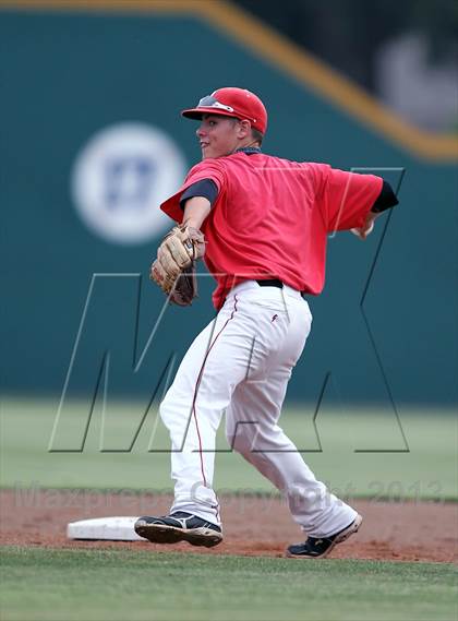 Thumbnail 1 in Liberty vs. Mansfield Legacy (UIL 4A Region 2 Semifinals) photogallery.