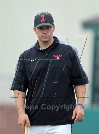 Thumbnail 1 in Liberty vs. Mansfield Legacy (UIL 4A Region 2 Semifinals) photogallery.