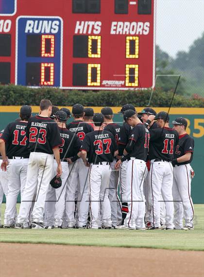 Thumbnail 1 in Liberty vs. Mansfield Legacy (UIL 4A Region 2 Semifinals) photogallery.