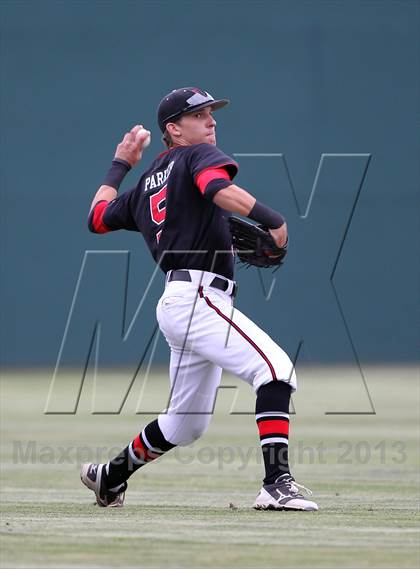 Thumbnail 1 in Liberty vs. Mansfield Legacy (UIL 4A Region 2 Semifinals) photogallery.