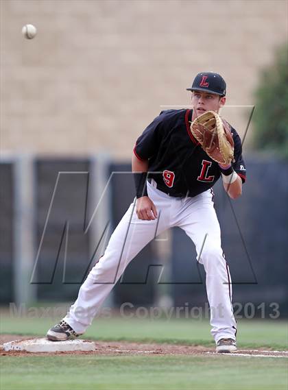 Thumbnail 1 in Liberty vs. Mansfield Legacy (UIL 4A Region 2 Semifinals) photogallery.