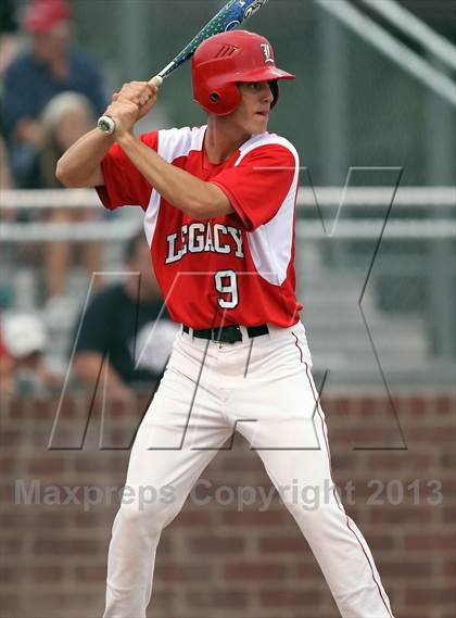 Thumbnail 2 in Liberty vs. Mansfield Legacy (UIL 4A Region 2 Semifinals) photogallery.