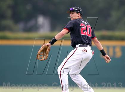 Thumbnail 2 in Liberty vs. Mansfield Legacy (UIL 4A Region 2 Semifinals) photogallery.
