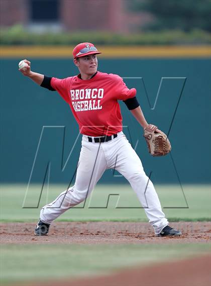 Thumbnail 3 in Liberty vs. Mansfield Legacy (UIL 4A Region 2 Semifinals) photogallery.