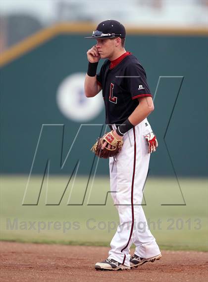 Thumbnail 3 in Liberty vs. Mansfield Legacy (UIL 4A Region 2 Semifinals) photogallery.