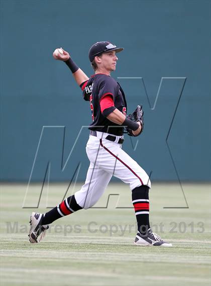 Thumbnail 2 in Liberty vs. Mansfield Legacy (UIL 4A Region 2 Semifinals) photogallery.
