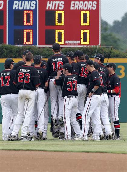 Thumbnail 2 in Liberty vs. Mansfield Legacy (UIL 4A Region 2 Semifinals) photogallery.