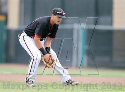 Thumbnail 2 in Liberty vs. Mansfield Legacy (UIL 4A Region 2 Semifinals) photogallery.