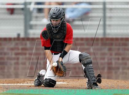 Thumbnail 3 in Liberty vs. Mansfield Legacy (UIL 4A Region 2 Semifinals) photogallery.