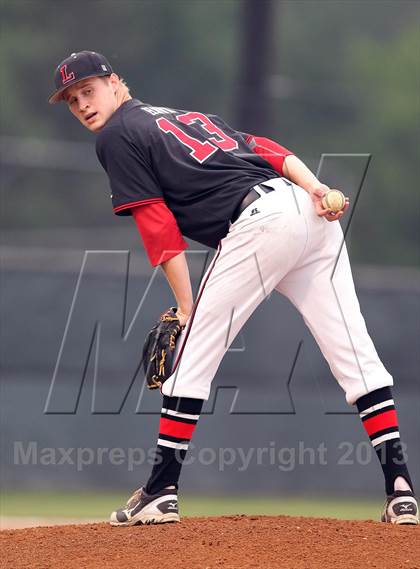 Thumbnail 2 in Liberty vs. Mansfield Legacy (UIL 4A Region 2 Semifinals) photogallery.