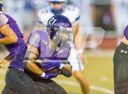 Thumbnail 1 in La Vernia @ Navarro photogallery.