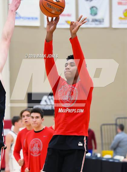 Thumbnail 2 in Pinnacle vs. Albany Academy for Boys (Hoophall West Tournament) photogallery.