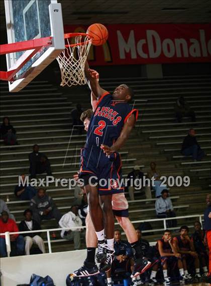 Thumbnail 1 in College Park vs. Bush (McDonalds Texas Invitational) photogallery.