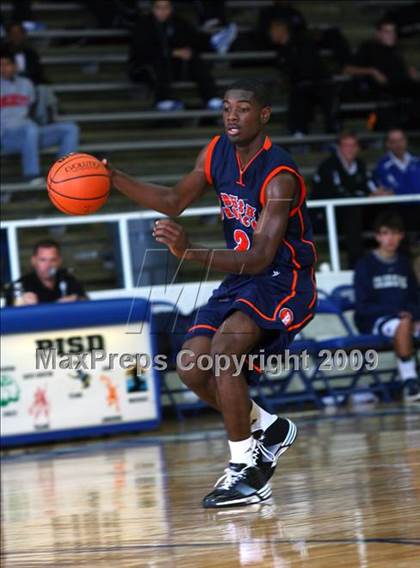 Thumbnail 1 in College Park vs. Bush (McDonalds Texas Invitational) photogallery.