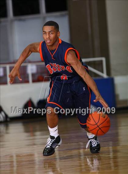 Thumbnail 3 in College Park vs. Bush (McDonalds Texas Invitational) photogallery.