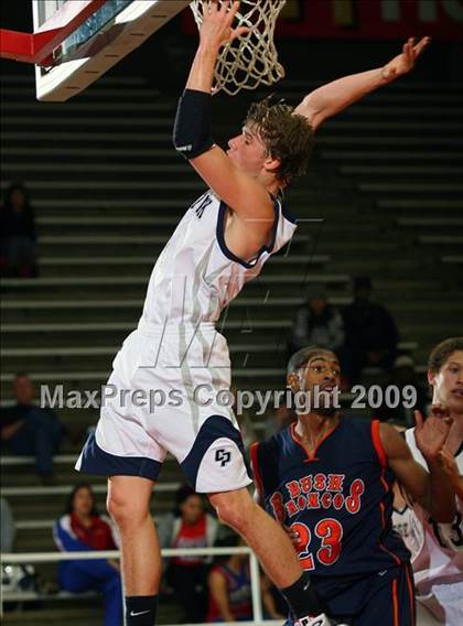 Thumbnail 2 in College Park vs. Bush (McDonalds Texas Invitational) photogallery.