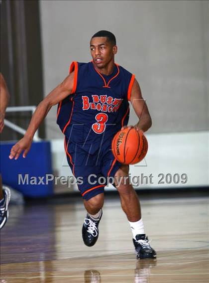 Thumbnail 1 in College Park vs. Bush (McDonalds Texas Invitational) photogallery.