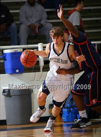 Thumbnail 3 in College Park vs. Bush (McDonalds Texas Invitational) photogallery.