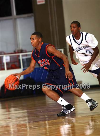 Thumbnail 1 in College Park vs. Bush (McDonalds Texas Invitational) photogallery.