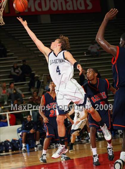 Thumbnail 1 in College Park vs. Bush (McDonalds Texas Invitational) photogallery.