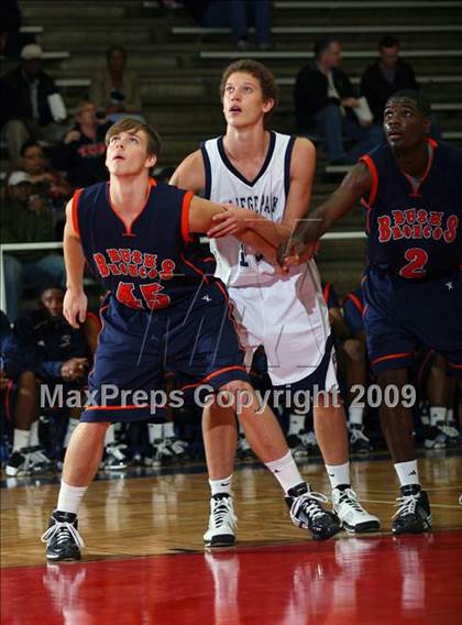 Thumbnail 1 in College Park vs. Bush (McDonalds Texas Invitational) photogallery.