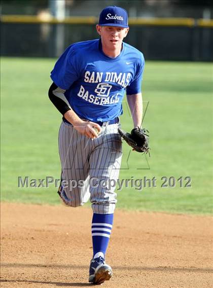 Thumbnail 1 in San Dimas @ Bonita photogallery.
