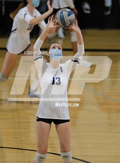 Thumbnail 1 in Portola vs. Yorba Linda photogallery.