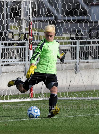 Thumbnail 2 in Air Academy vs Cheyenne Mt. (CHSAA 4A Final) photogallery.