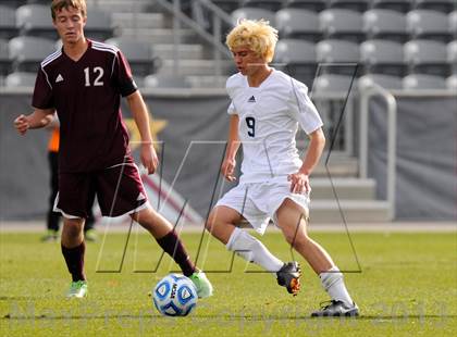 Thumbnail 2 in Air Academy vs Cheyenne Mt. (CHSAA 4A Final) photogallery.