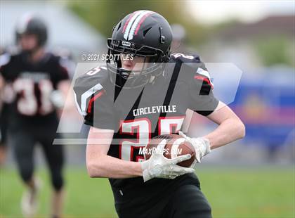 Thumbnail 3 in Circleville @ Amanda-Clearcreek photogallery.