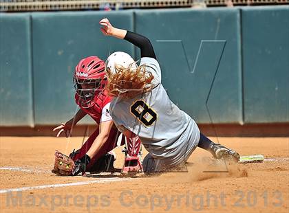 Thumbnail 2 in Southlands Christian vs. Mesa Grande Academy (CIF SS D7 Final) photogallery.