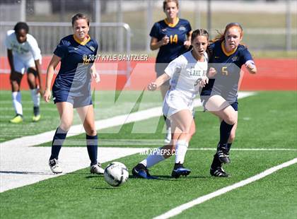 Thumbnail 2 in Highland Park vs Lake Ridge (UIL 5A Region 2 Semifinal) photogallery.