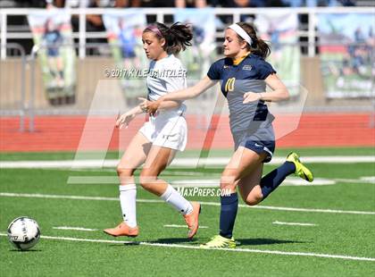 Thumbnail 3 in Highland Park vs Lake Ridge (UIL 5A Region 2 Semifinal) photogallery.