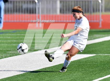 Thumbnail 2 in Highland Park vs Lake Ridge (UIL 5A Region 2 Semifinal) photogallery.