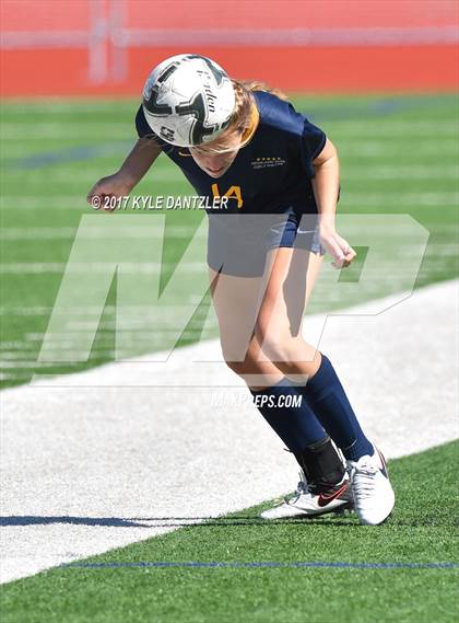 Thumbnail 1 in Highland Park vs Lake Ridge (UIL 5A Region 2 Semifinal) photogallery.