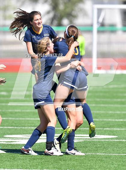 Thumbnail 1 in Highland Park vs Lake Ridge (UIL 5A Region 2 Semifinal) photogallery.