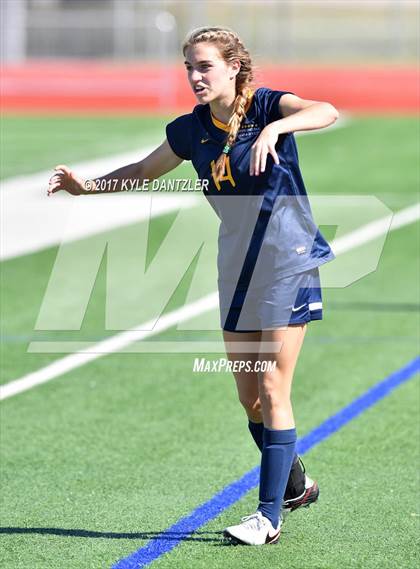 Thumbnail 2 in Highland Park vs Lake Ridge (UIL 5A Region 2 Semifinal) photogallery.