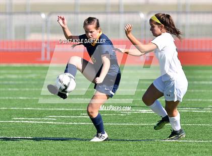 Thumbnail 3 in Highland Park vs Lake Ridge (UIL 5A Region 2 Semifinal) photogallery.