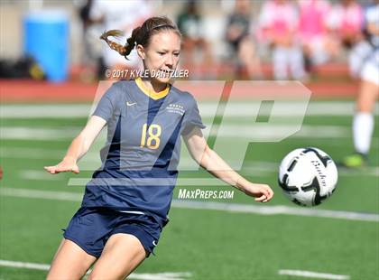 Thumbnail 3 in Highland Park vs Lake Ridge (UIL 5A Region 2 Semifinal) photogallery.