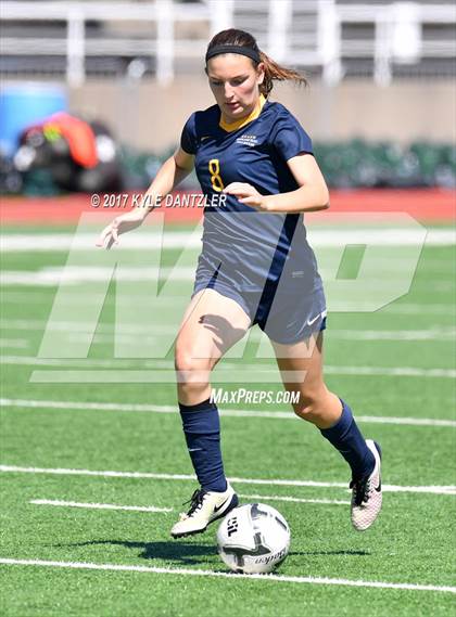 Thumbnail 2 in Highland Park vs Lake Ridge (UIL 5A Region 2 Semifinal) photogallery.