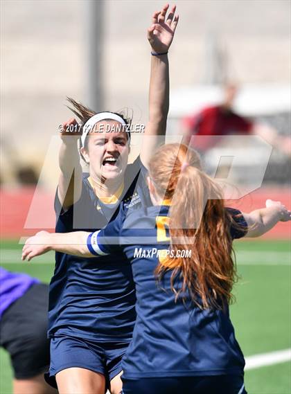 Thumbnail 2 in Highland Park vs Lake Ridge (UIL 5A Region 2 Semifinal) photogallery.