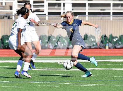 Thumbnail 1 in Highland Park vs Lake Ridge (UIL 5A Region 2 Semifinal) photogallery.